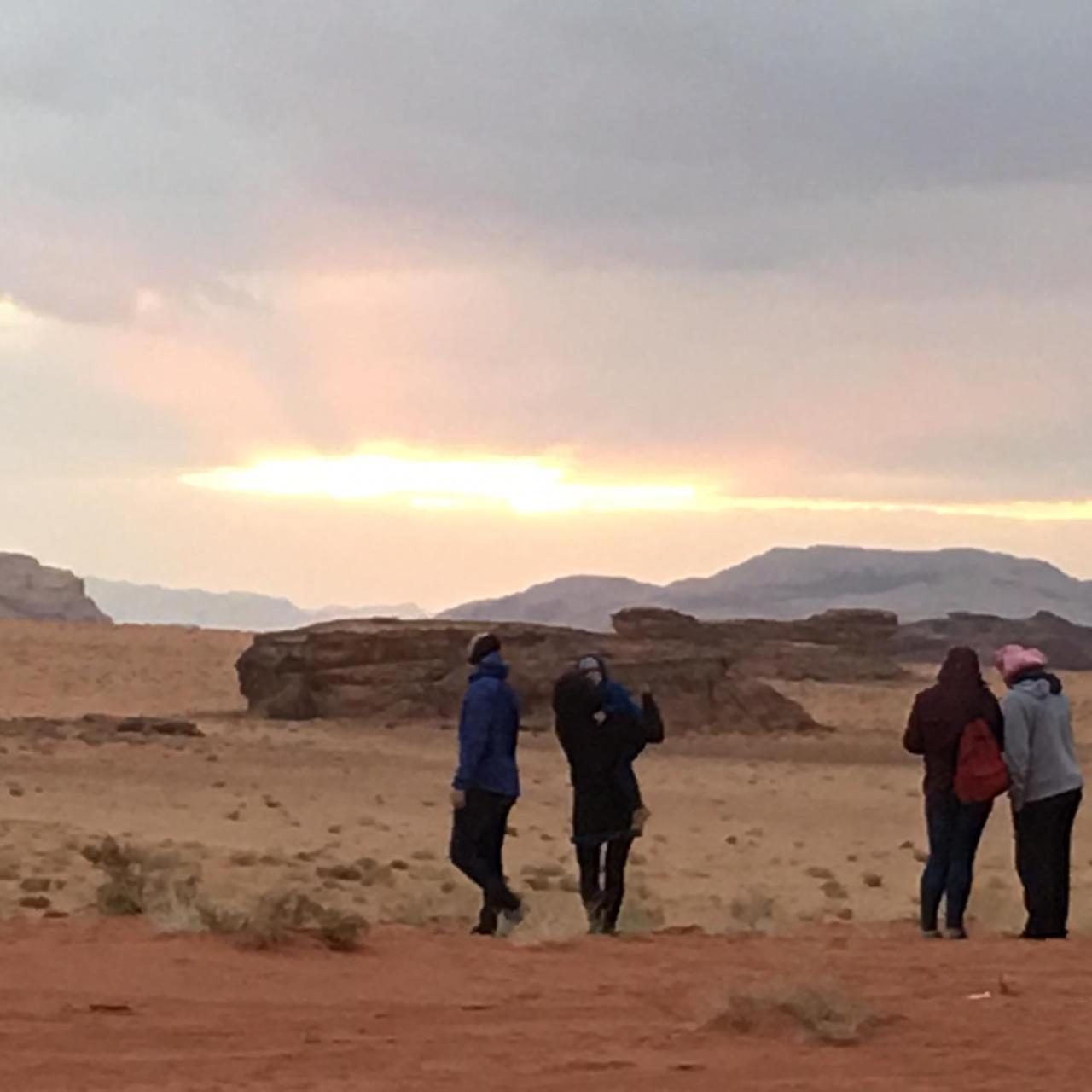 Heart Rum Camp Wadi Rum Bagian luar foto