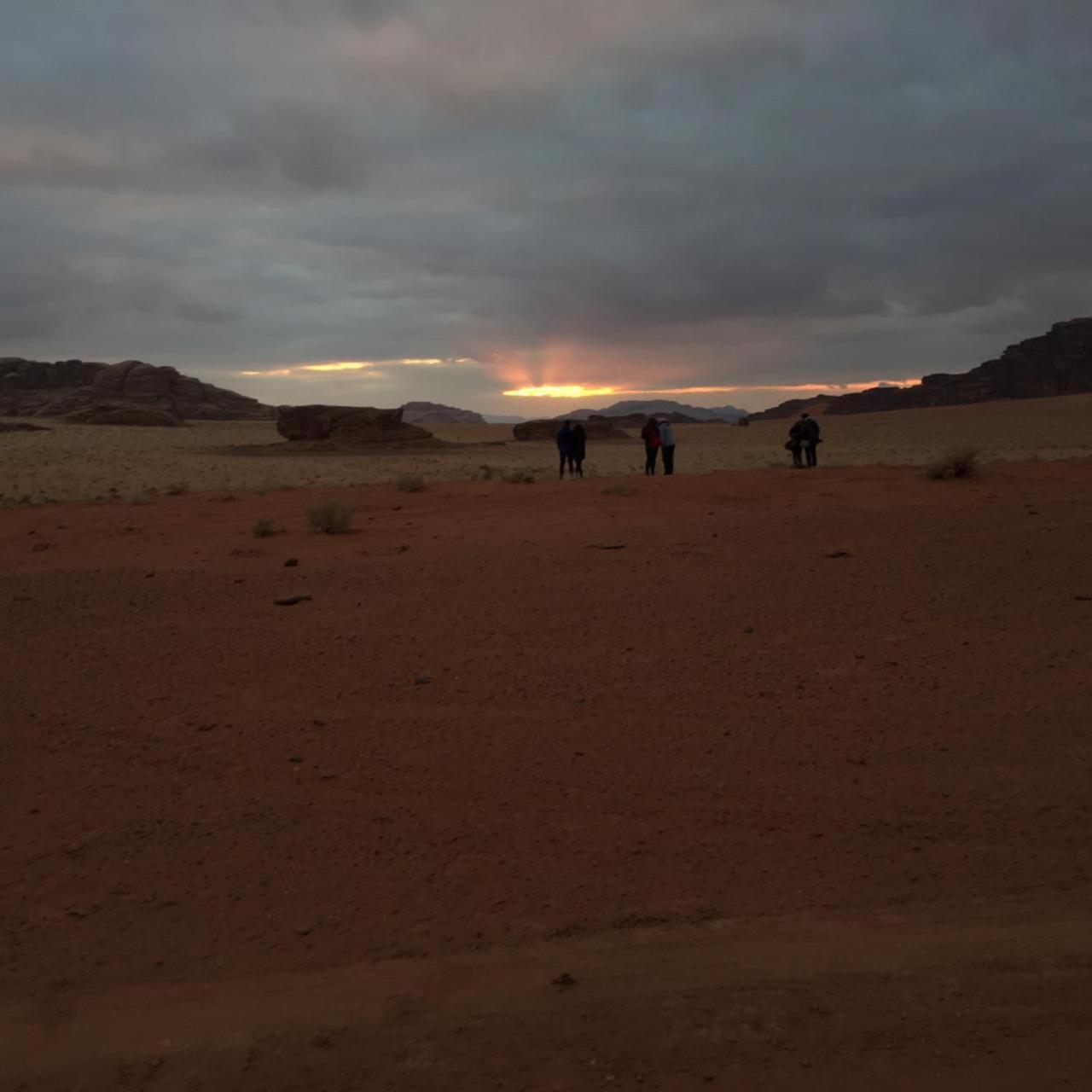 Heart Rum Camp Wadi Rum Bagian luar foto