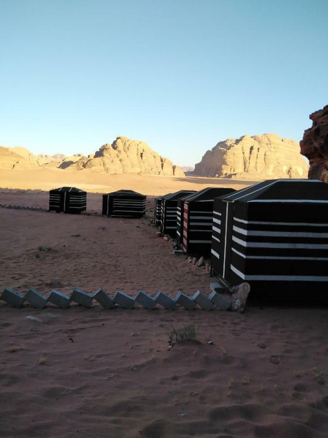 Heart Rum Camp Wadi Rum Bagian luar foto